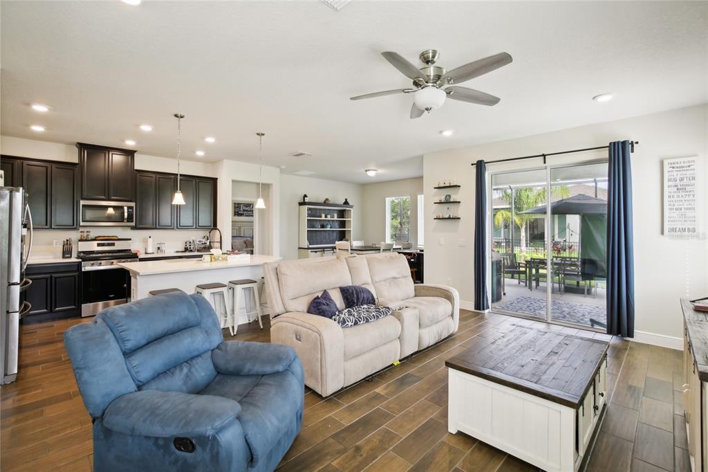 6240 Sea Air Dr #6240 - Photo 7 of 49