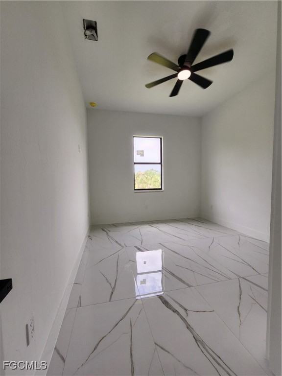 3302 E 18th St #3302 - Photo 3 of 30