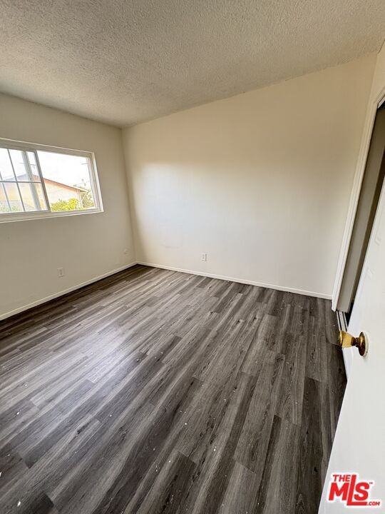 6330 Estrella Avenue #6330 - Photo 5 of 9