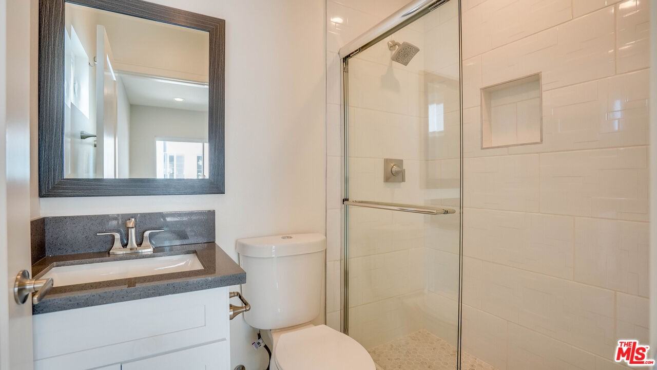 608 North Gramercy Place #608 - Photo 2 of 11