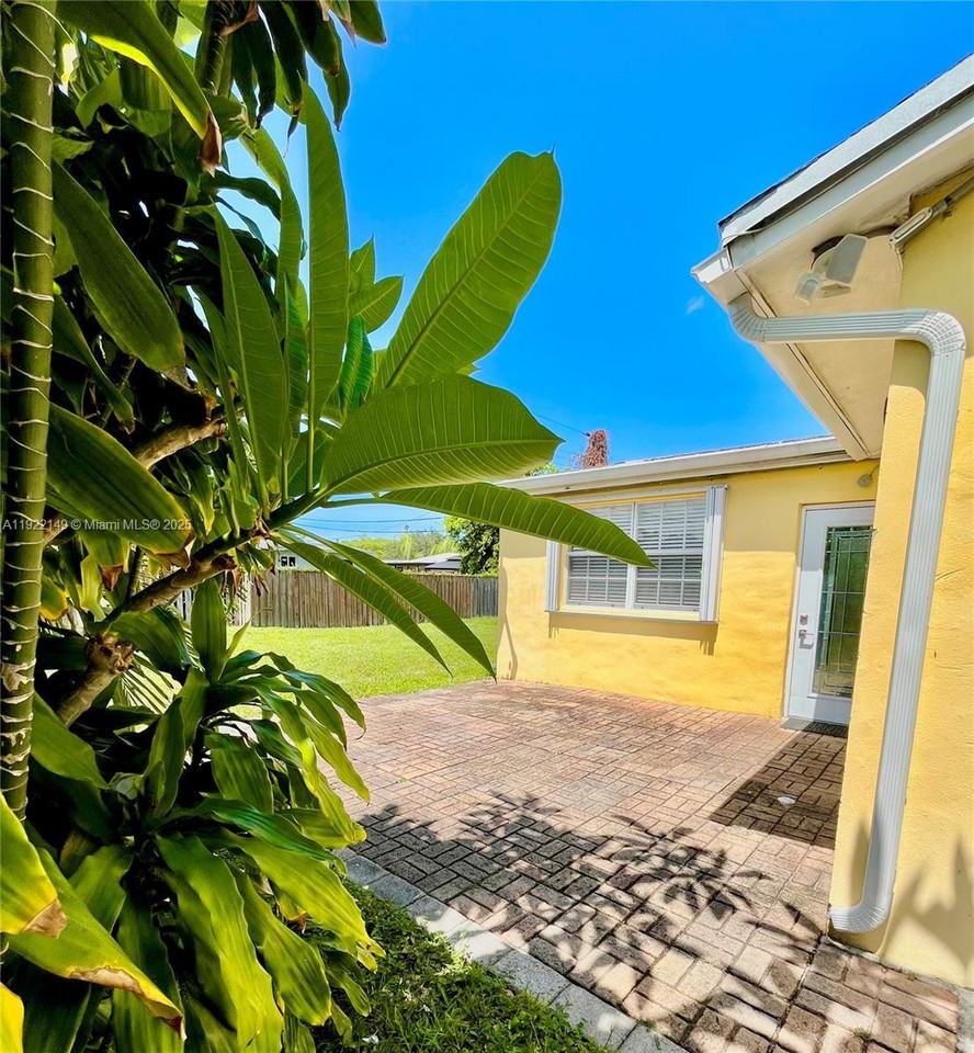 6815 Northwest 14th Street