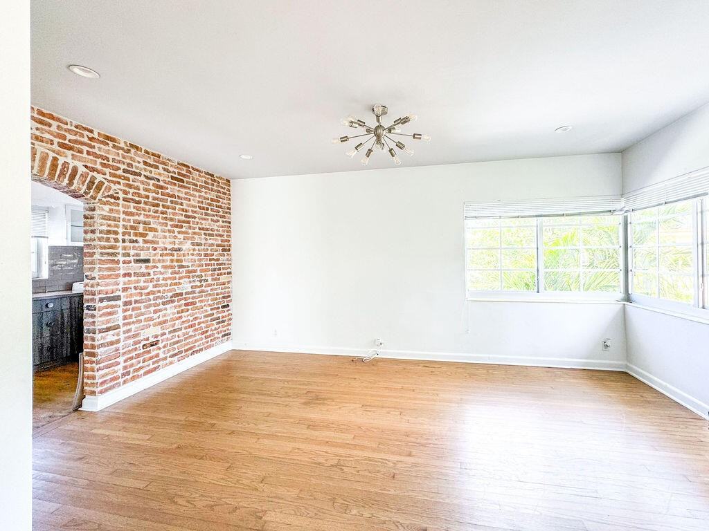 210 Ocean Breeze #210-2