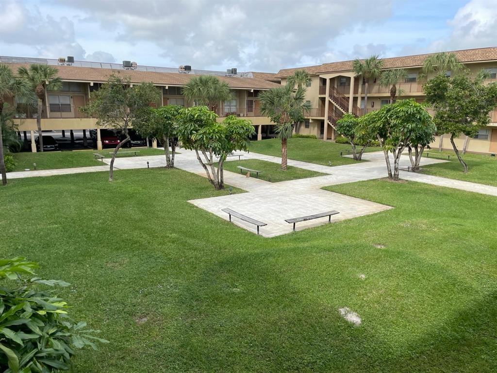 4121 Nw 26th St #4121T20 - Photo 2 of 30