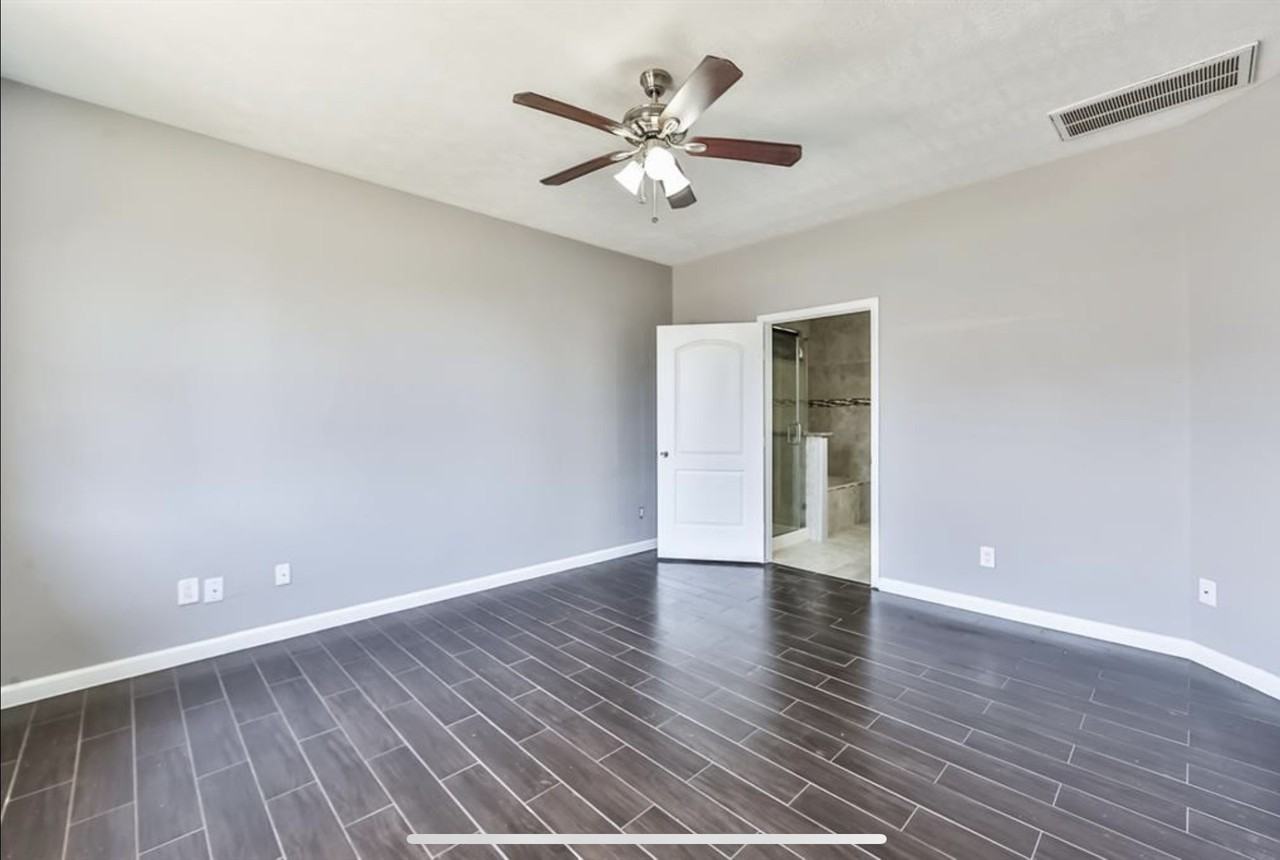 21103 Mount Crest Court #21103 - Photo 3 of 29