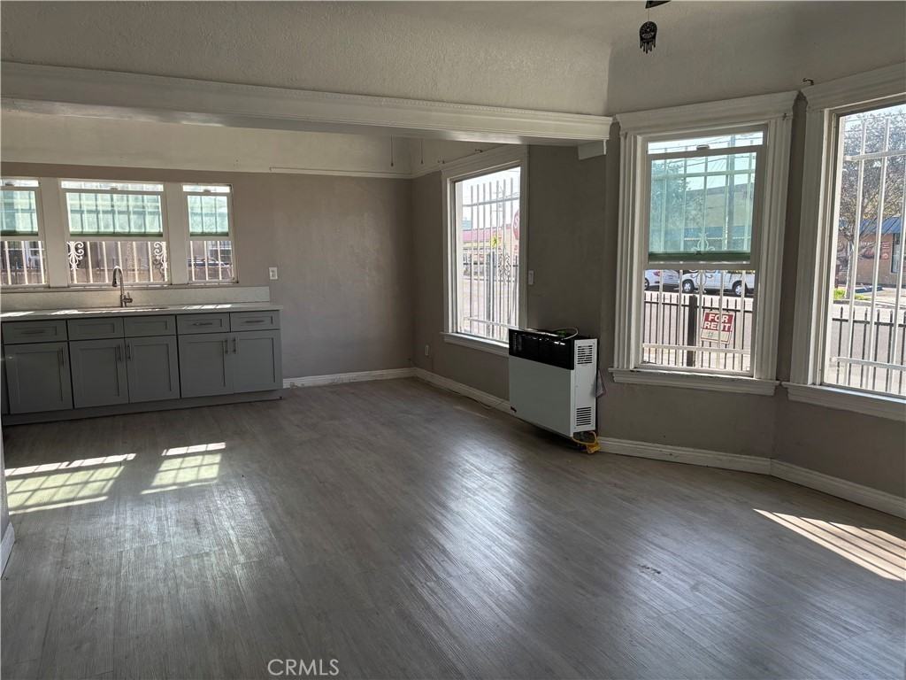 1500 Magnolia Ave #15001A - Photo 2 of 4