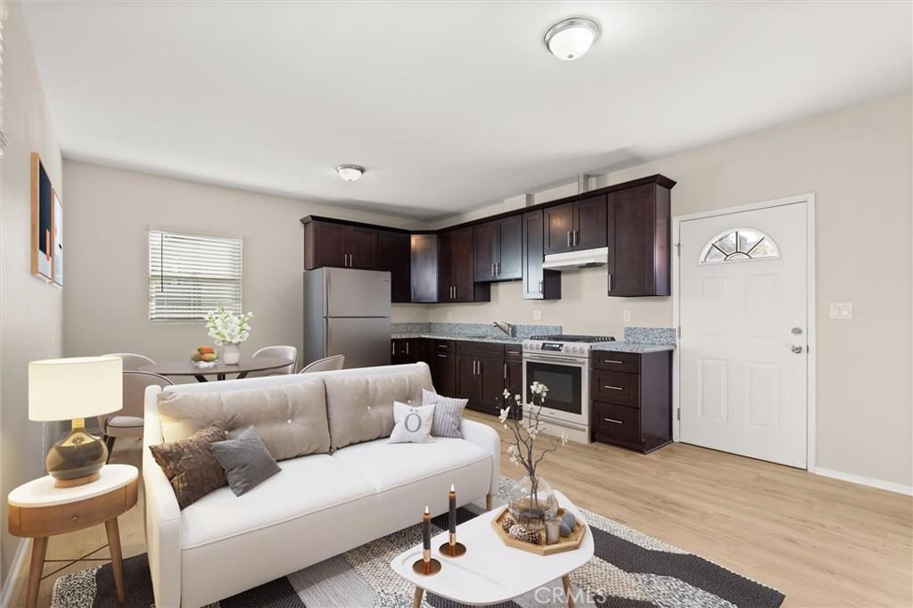 2907 Sawyer Street #29071-2 - Photo 7 of 9