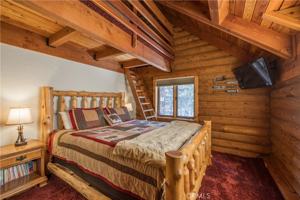 featured image of 42591 La Cerena Avenue #42591