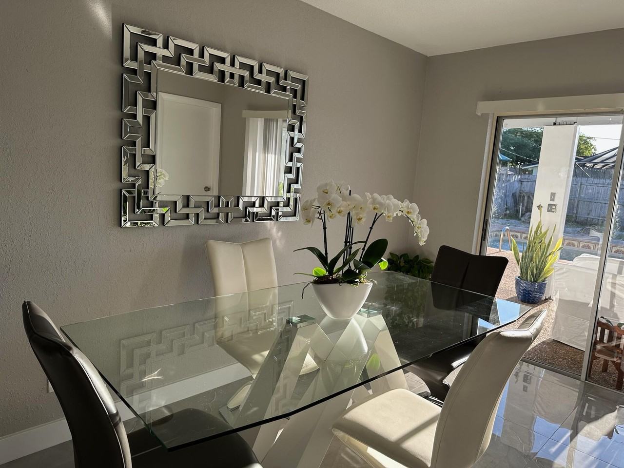 3093 Pinehurst Dr #3093 - Photo 2 of 3