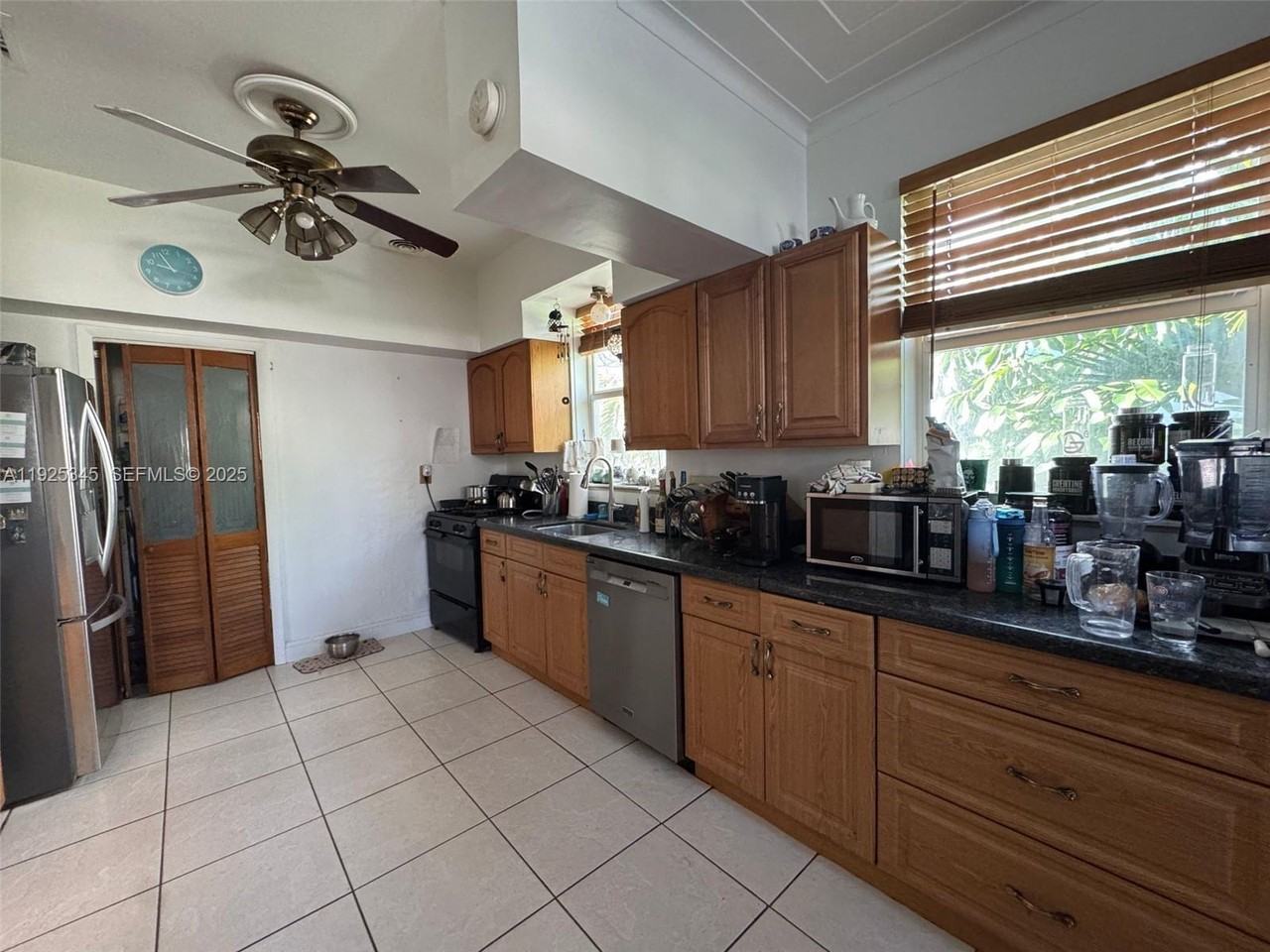 Bay Harbor Islands #1211 - Photo 7 of 10