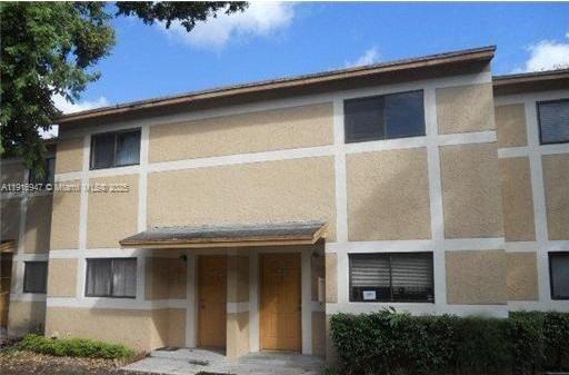 9457 Palm Circle North #9457 - Photo 6 of 6