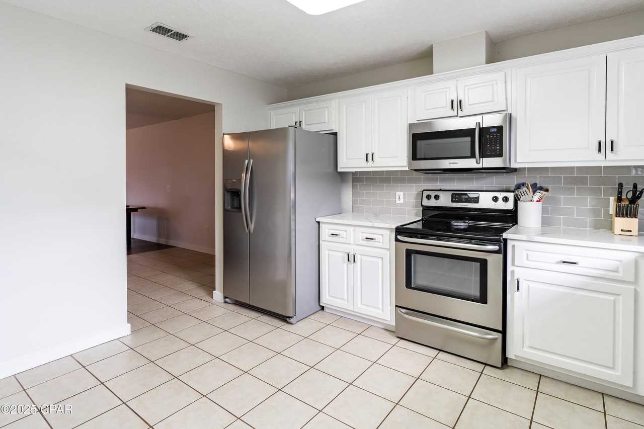 1103 Mississippi Ave #1103 - Photo 3 of 33