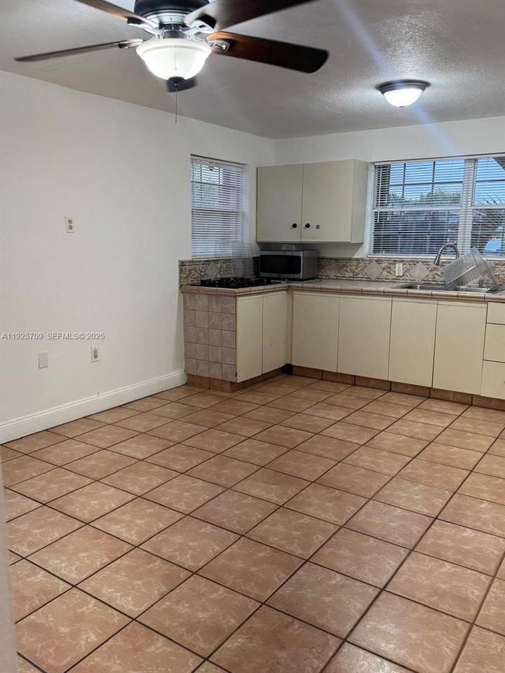 4610 Southwest 116th Avenue #4610 - Photo 2 of 11