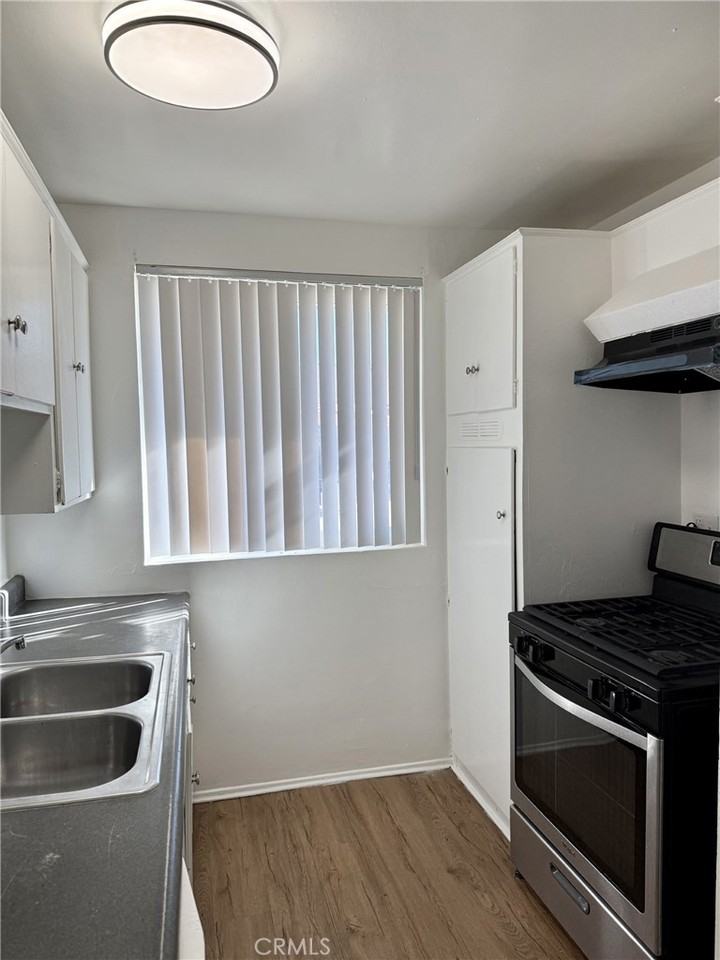 4830 Canoga St #4830J - Photo 4 of 12