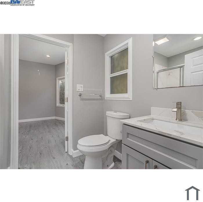 193 W Macarthur Blvd #193-1018 - Photo 7 of 9