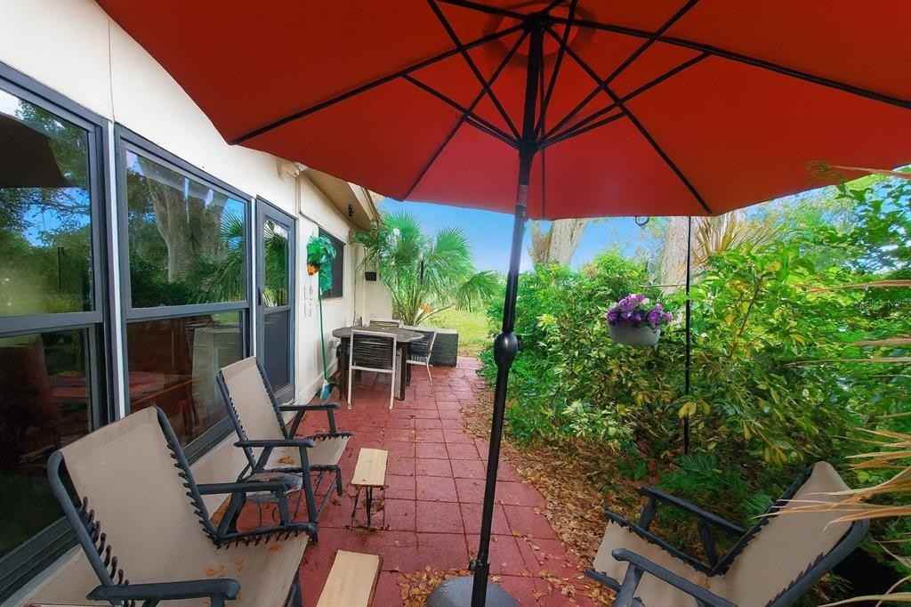 1403 Arrowhead Cir W #140313E - Photo 7 of 39