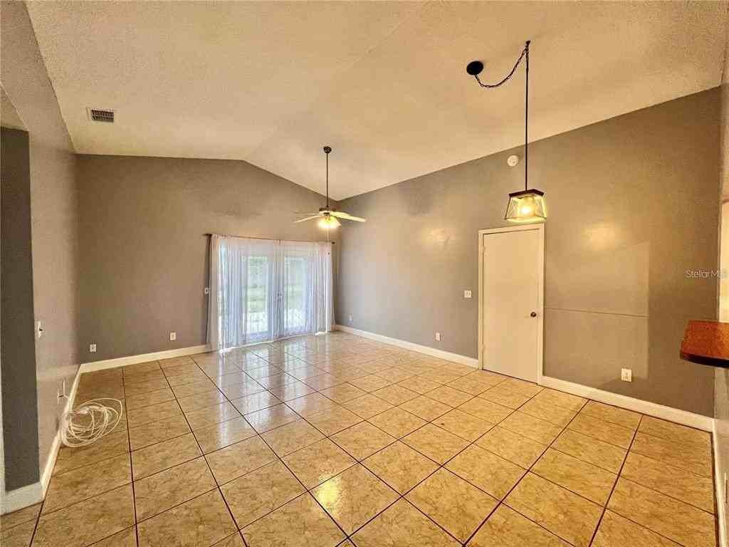 12500 Wisconsin Woods Ln #12500 - Photo 2 of 37