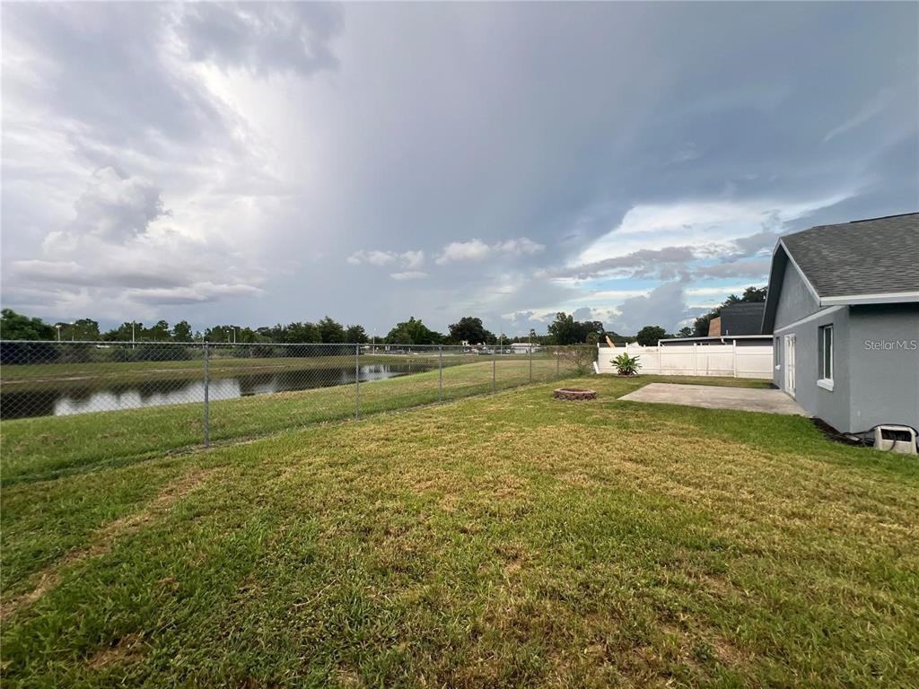 12500 Wisconsin Woods Ln #12500 - Photo 7 of 37