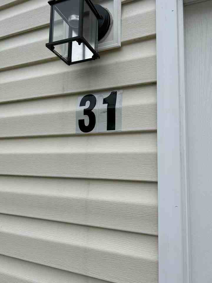 127 Hubert Boulevard #31 - Photo 2 of 24