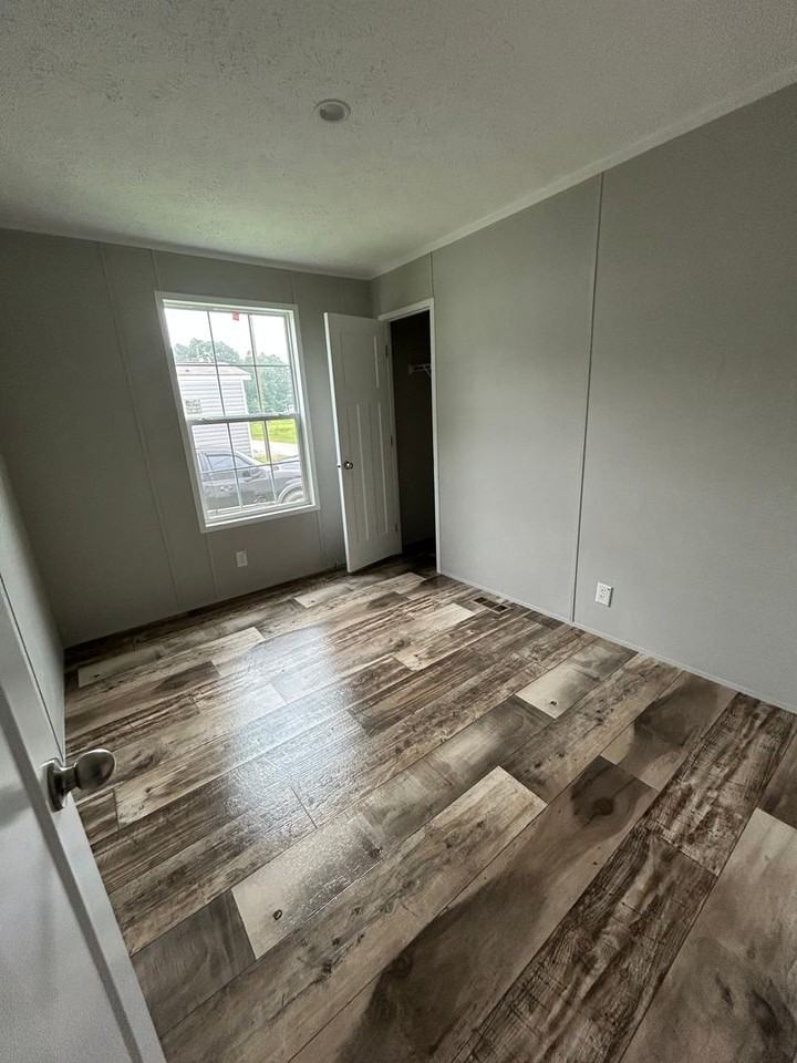 127 Hubert Boulevard #31 - Photo 7 of 24