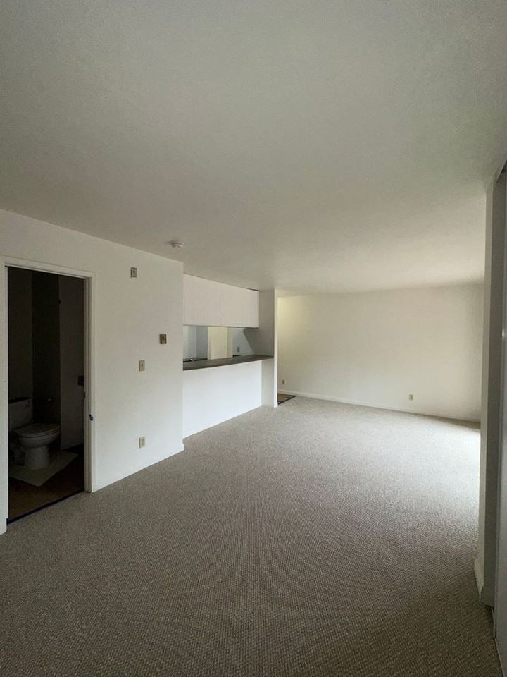 5721 Lake Murray Blvd #13 - Photo 3 of 12