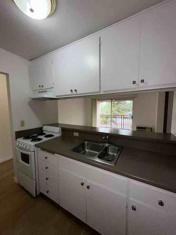 5721 Lake Murray Blvd #13 - Photo 6 of 12