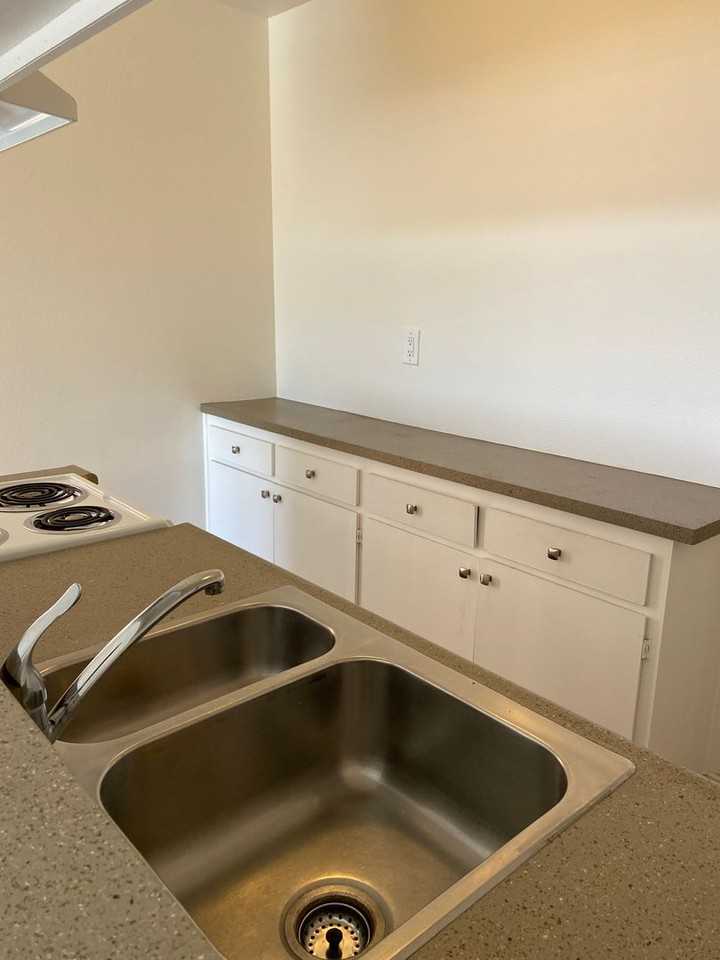 5721 Lake Murray Blvd #16 - Photo 6 of 16