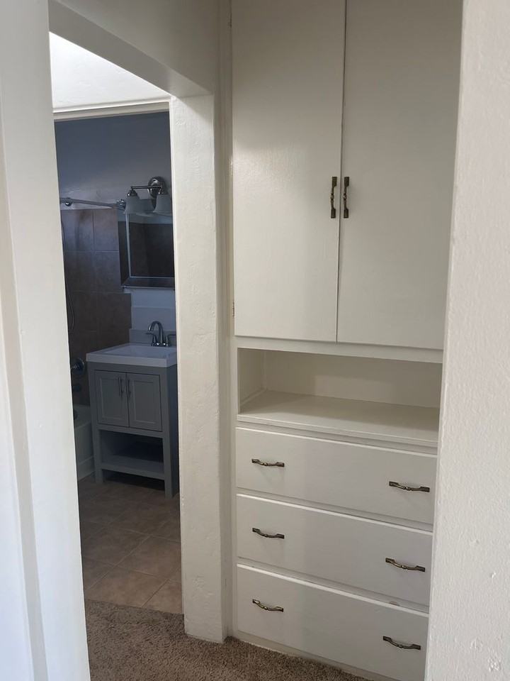 2172 Felspar St - Photo 7 of 14