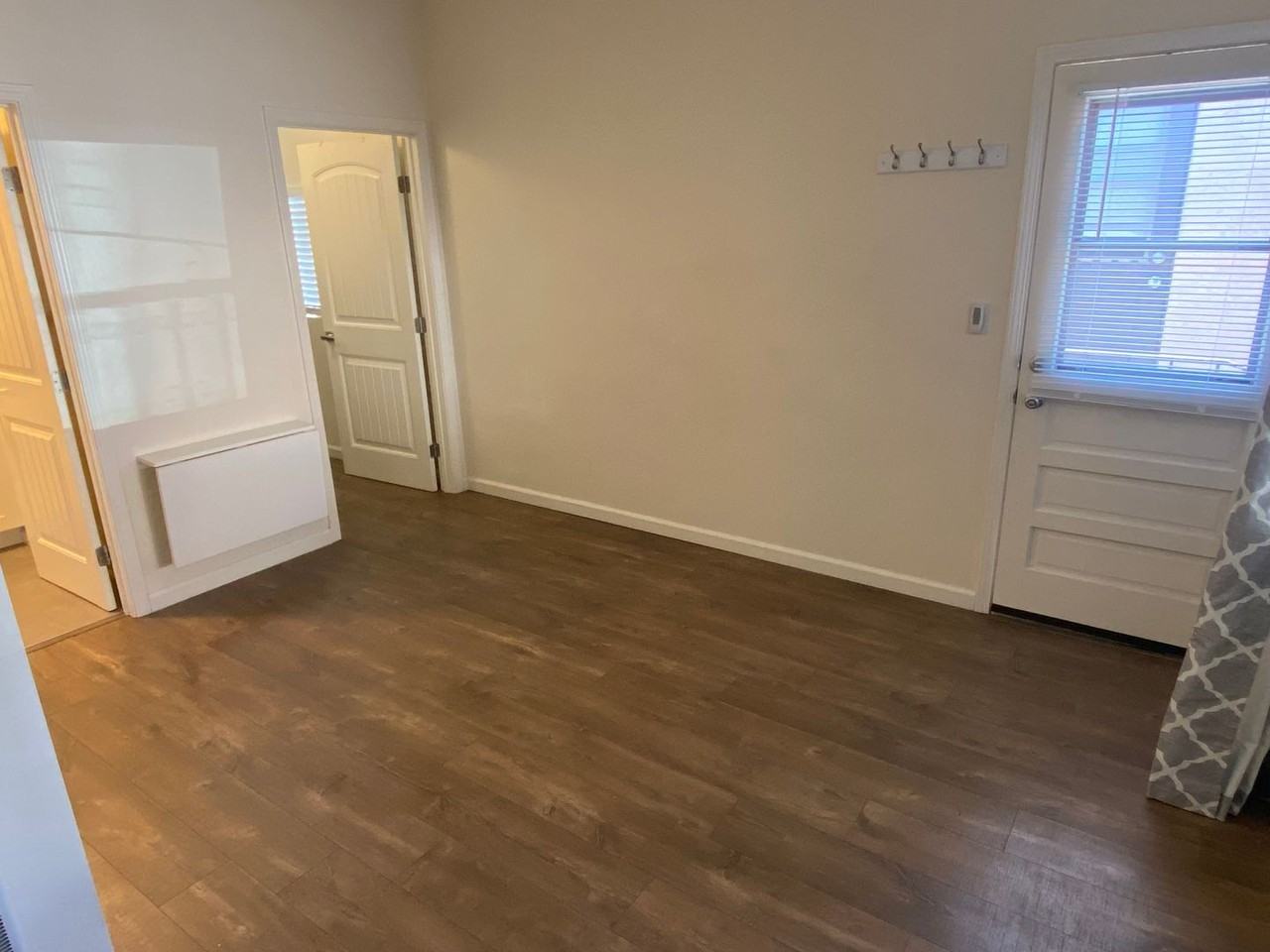 MACAULAY & - Photo 7 of 21