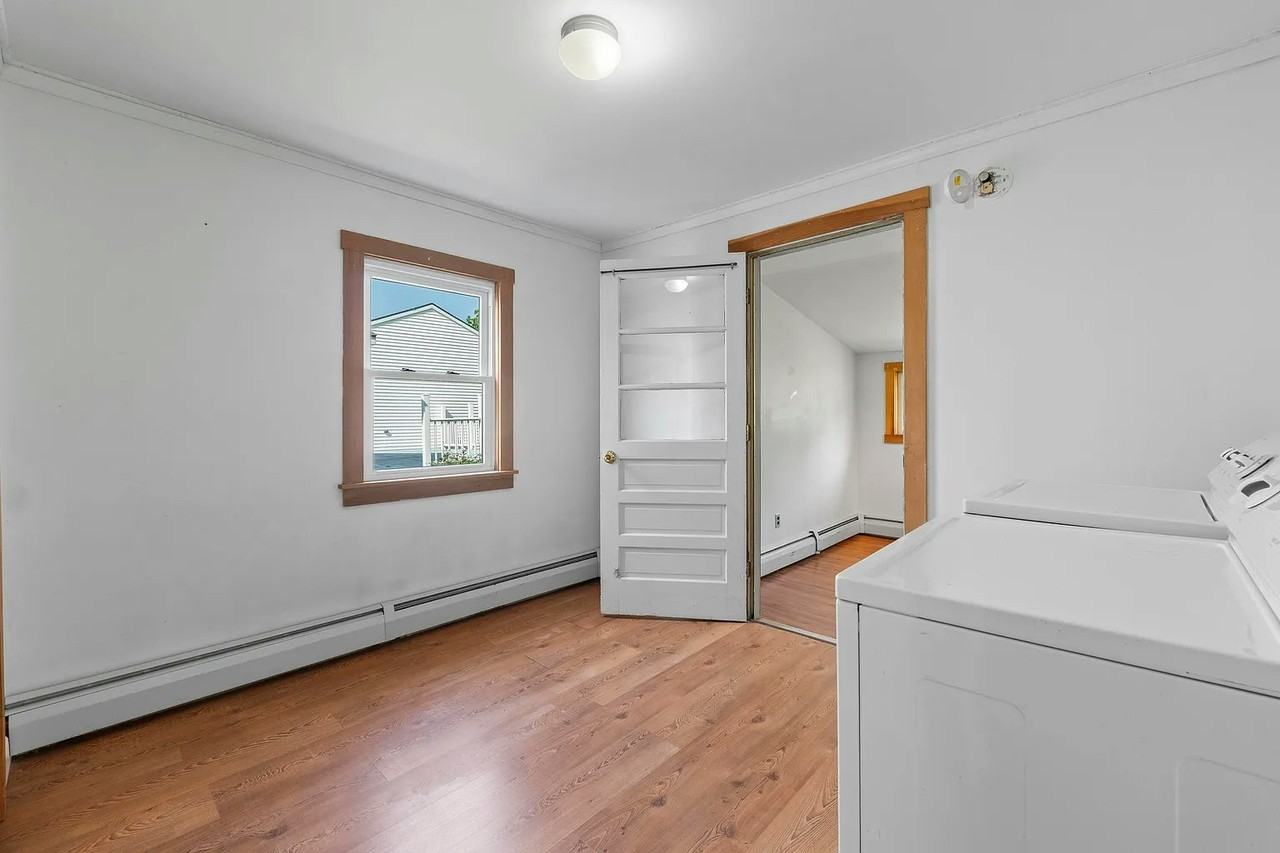 17 Windy Meadows Drive - Photo 3 of 8