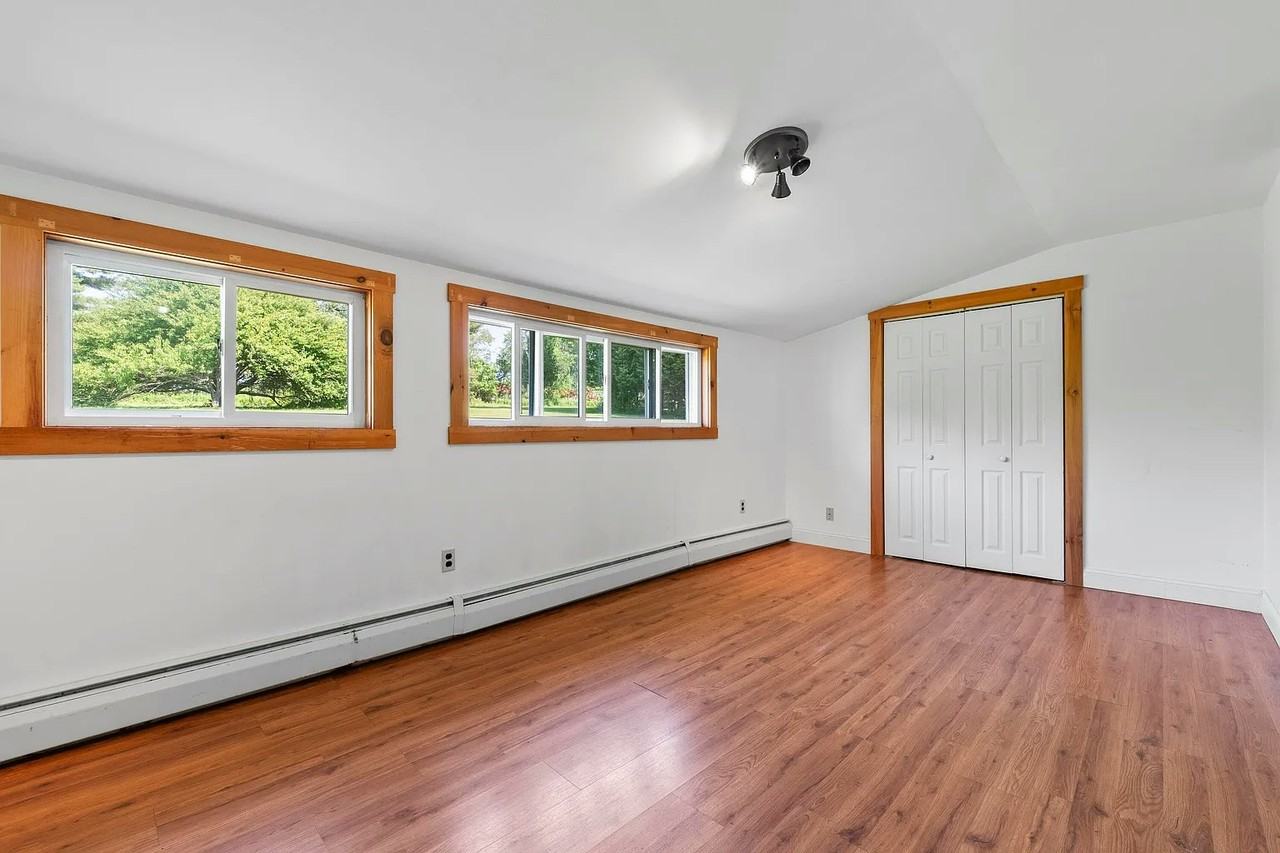 17 Windy Meadows Drive - Photo 6 of 8