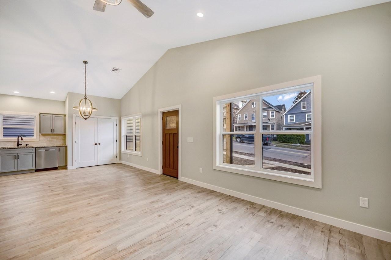 525 Harrison Avenue, Unit 1 - Photo 3 of 21