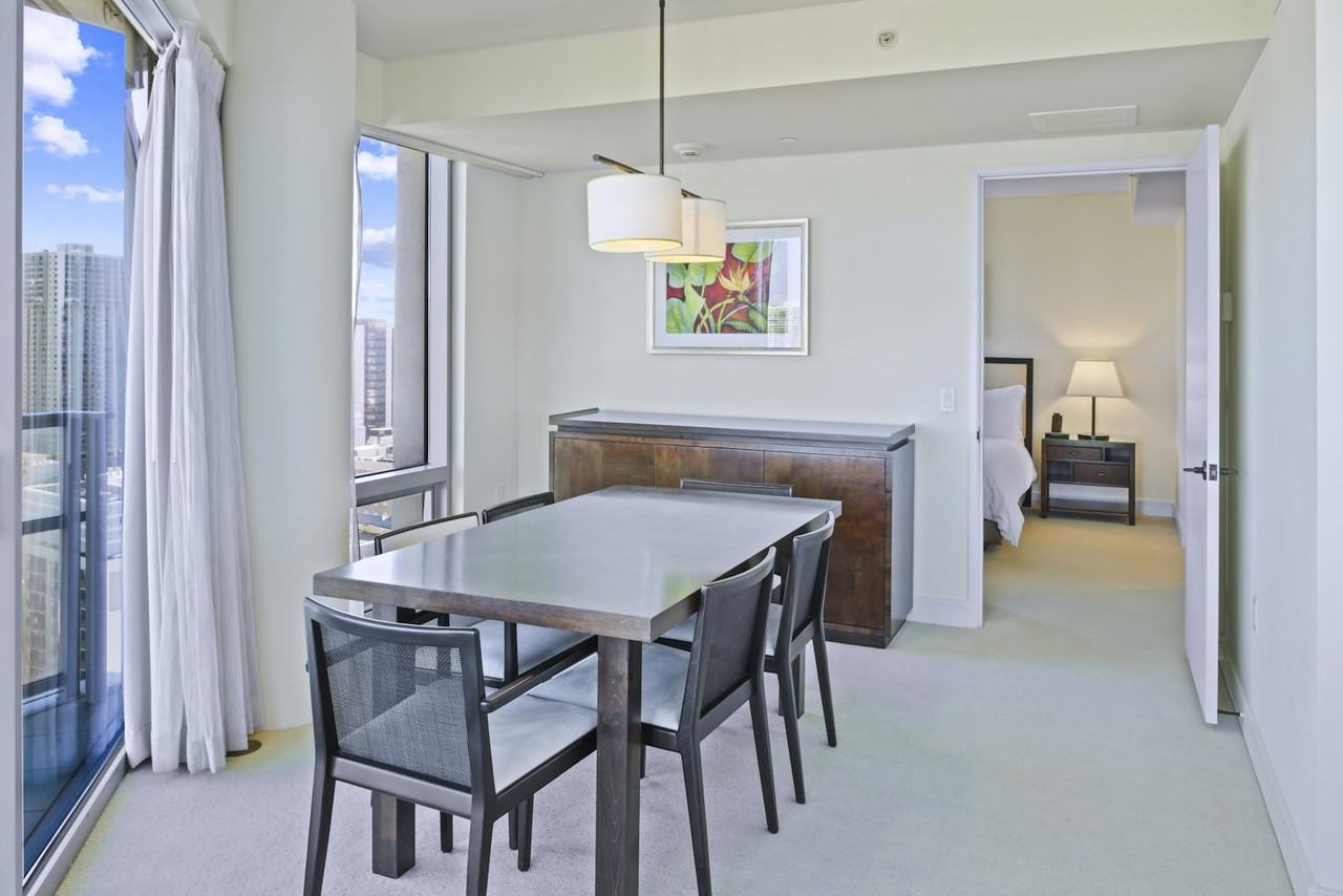 223 Saratoga Road - Photo 5 of 24