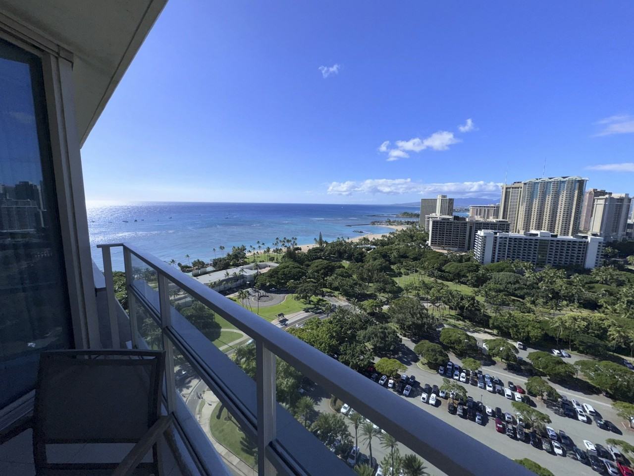 223 Saratoga Road - Photo 7 of 24