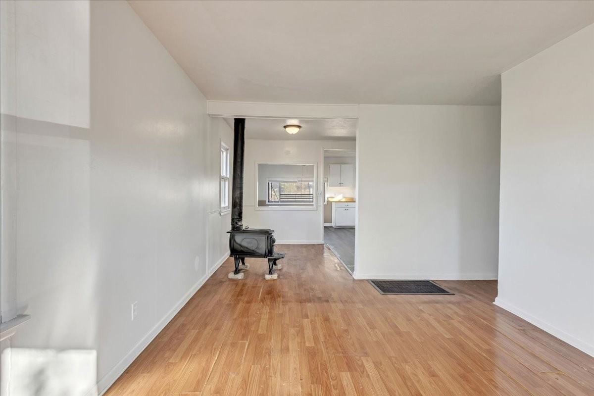 4504 S Drexel Ave #1 - Photo 7 of 32