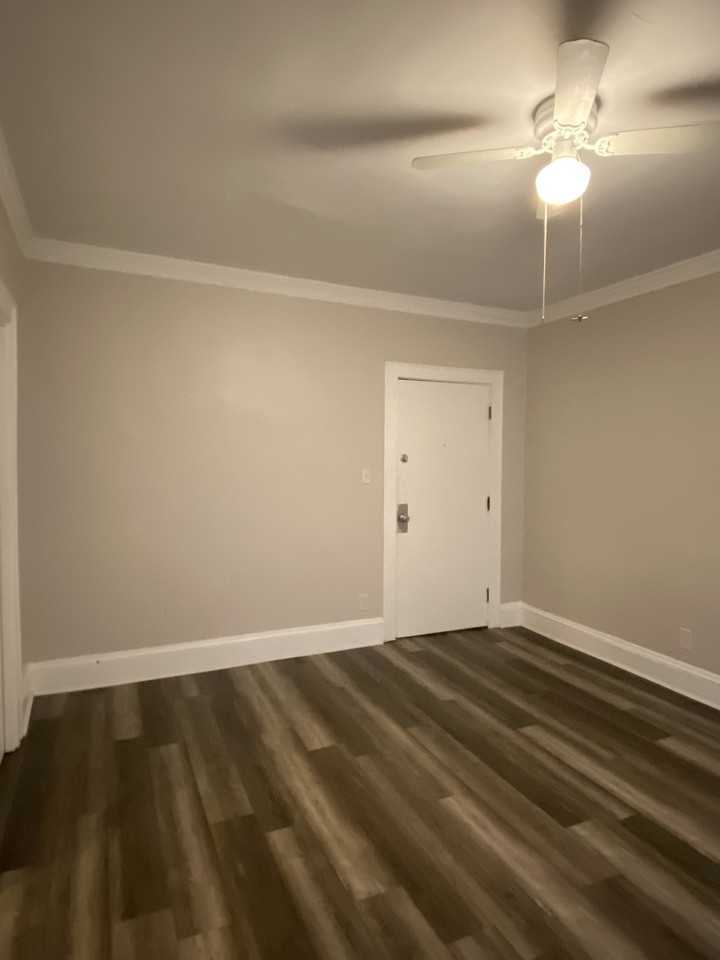 McKenzie - Photo 4 of 19