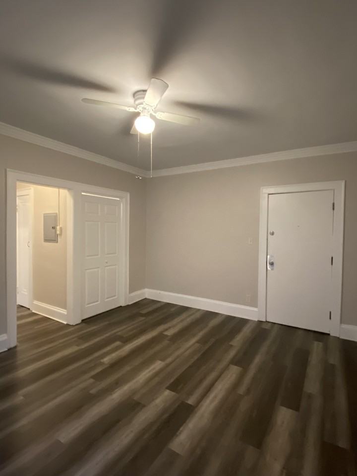 McKenzie - Photo 5 of 19