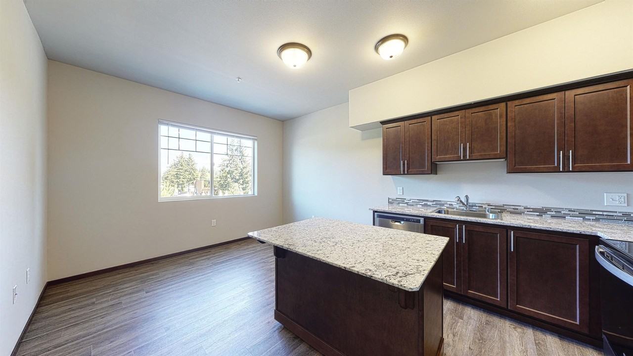 3321 173rd PL NE, Ste 205 - Photo 2 of 8