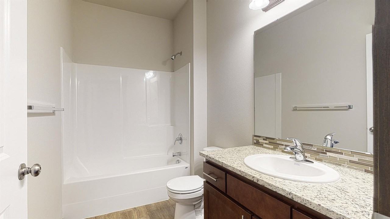 3321 173rd PL NE, Ste 205 - Photo 6 of 8