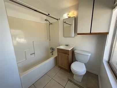 24446 - 24466 Myers Ave - Photo 6 of 8