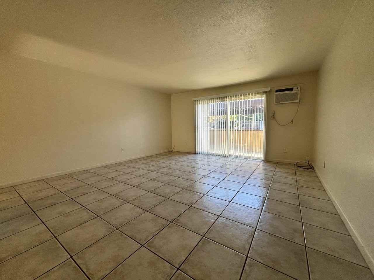 216 East Granger Avenue - Photo 5 of 27