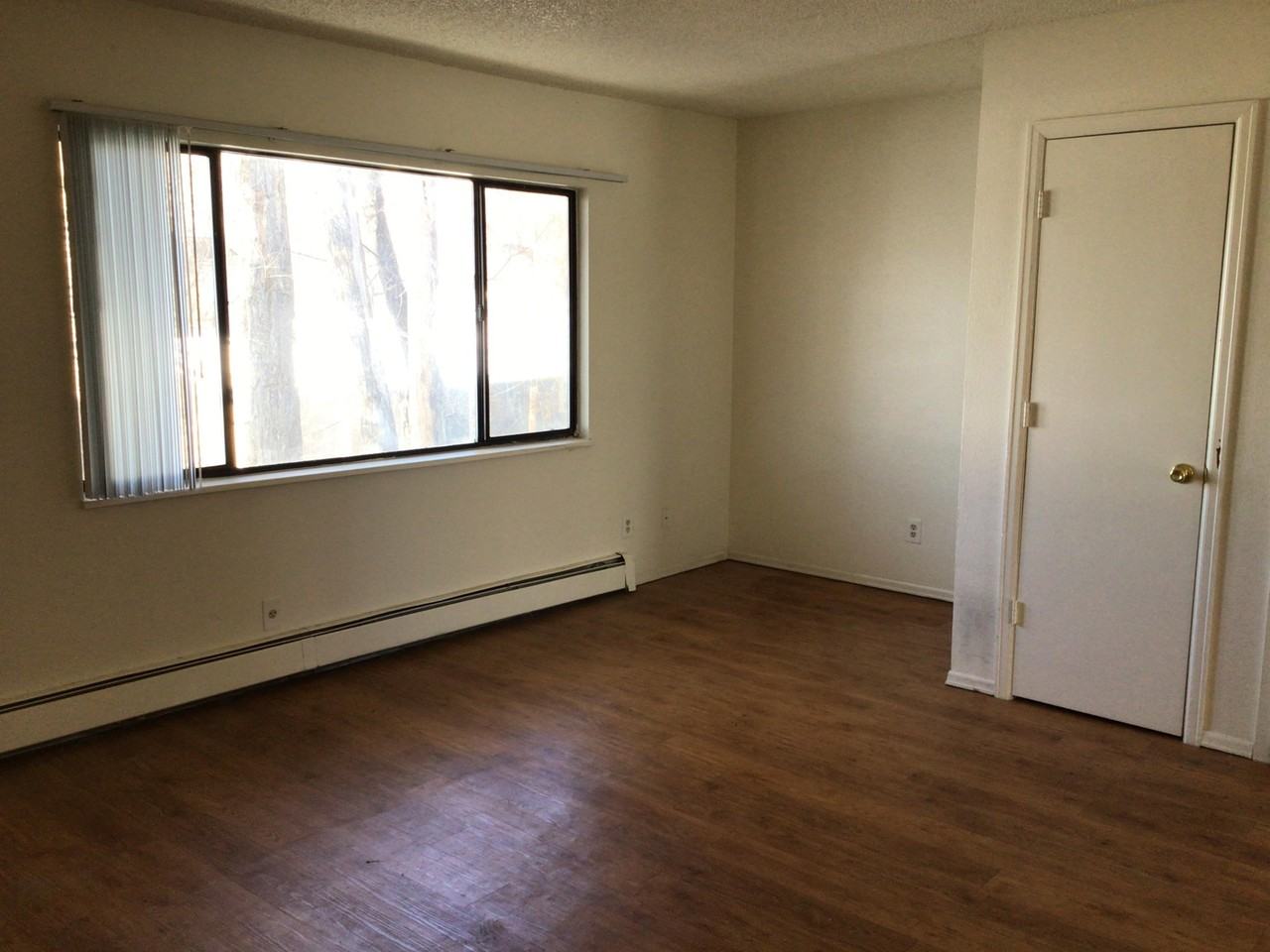 iCTH - 812-832 W 10th St - Photo 5 of 25