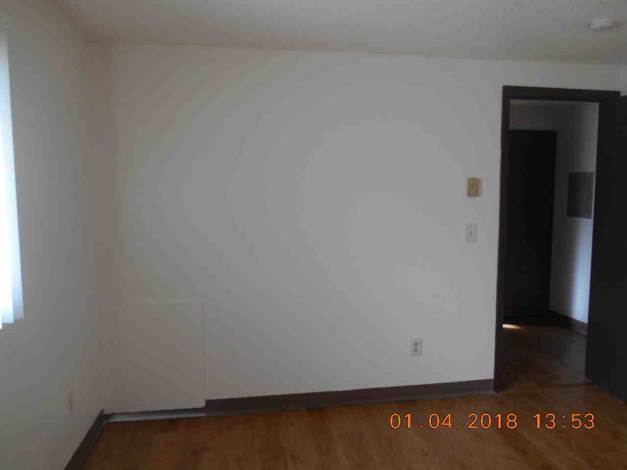 iEBR - 1158-1178 E 6th St - Photo 4 of 11