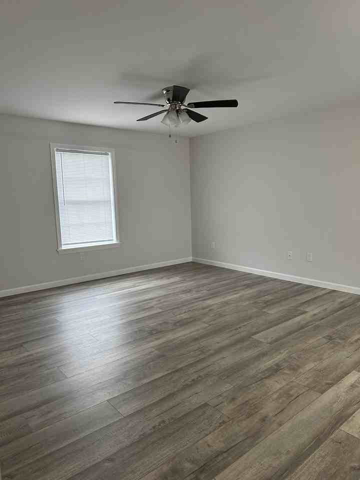 10 Maxton Drive - Photo 2 of 9