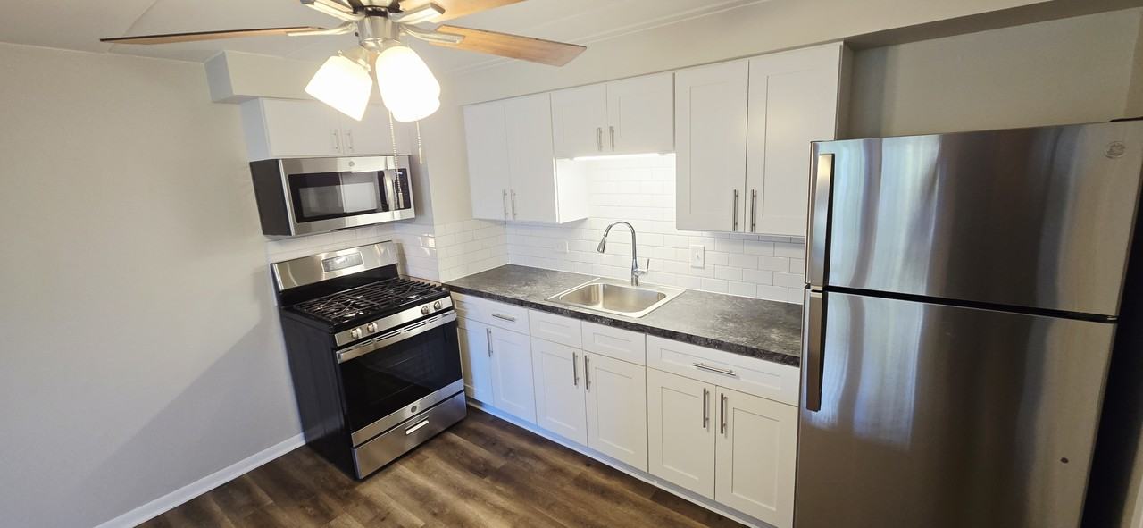 11011 - 13 South Lloyd Drive - Photo 5 of 47