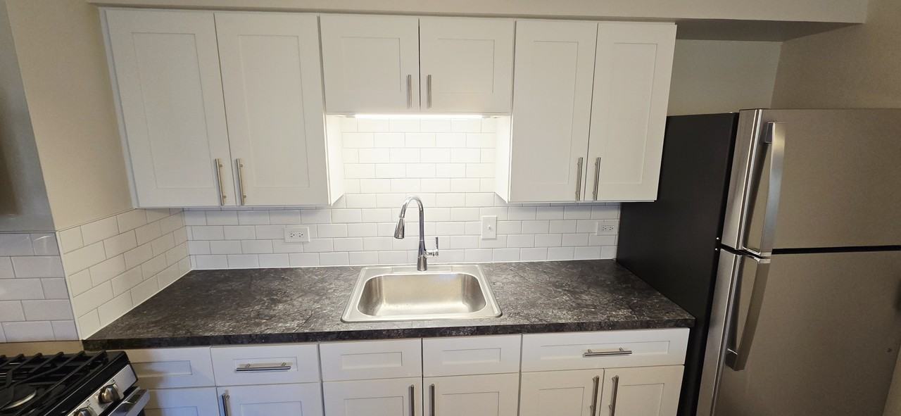 11011 - 13 South Lloyd Drive - Photo 6 of 47