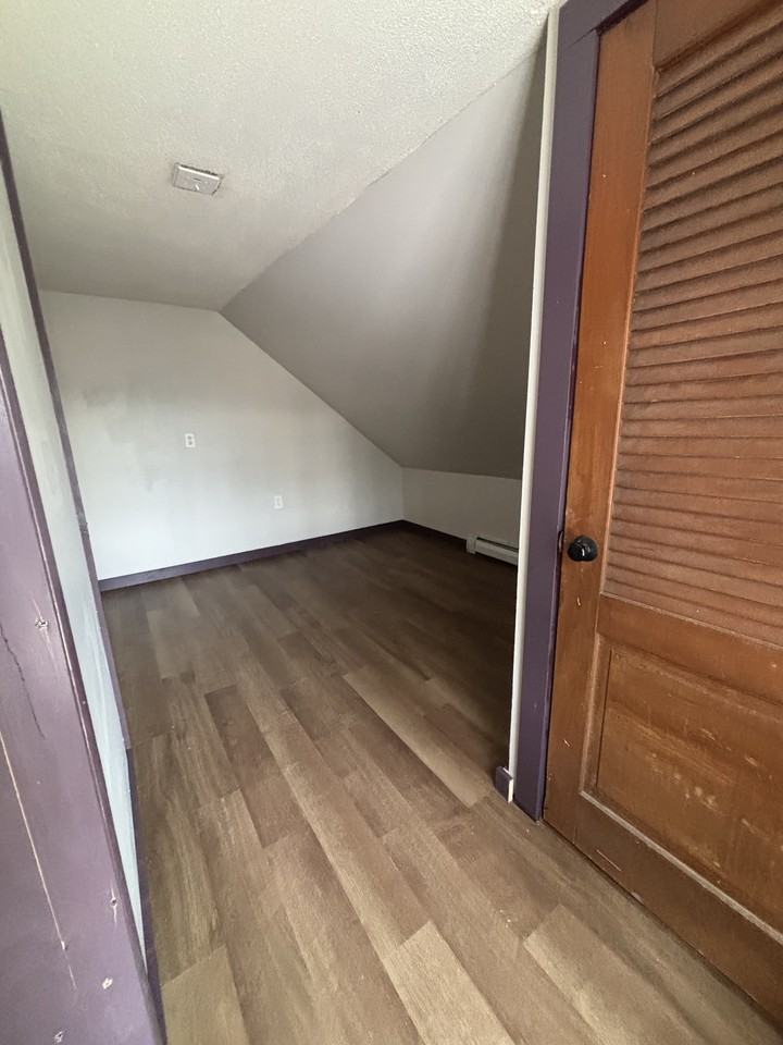 105 Main Street - Photo 7 of 20