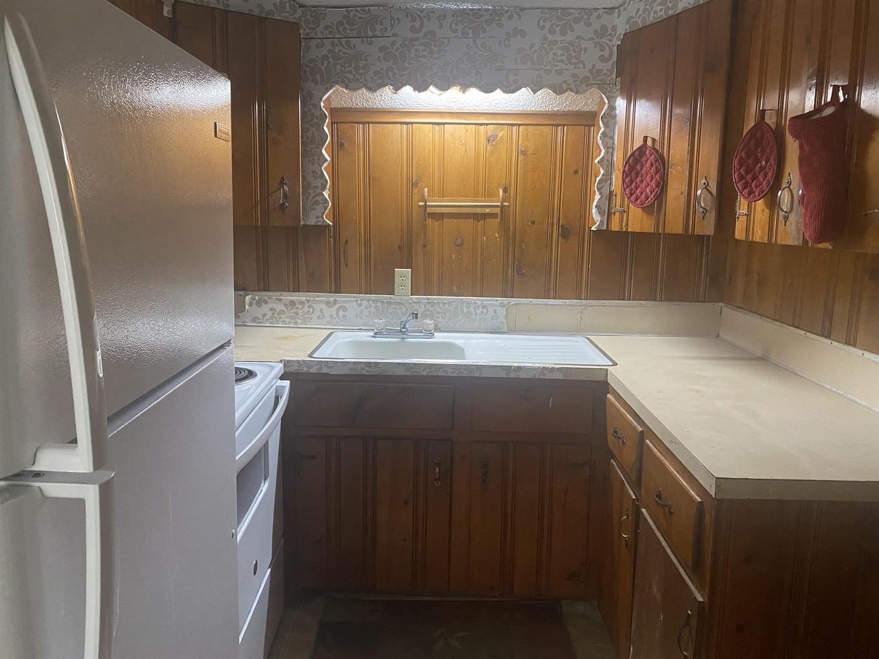 405 N Lafayette Apt 3 - Photo 3 of 7