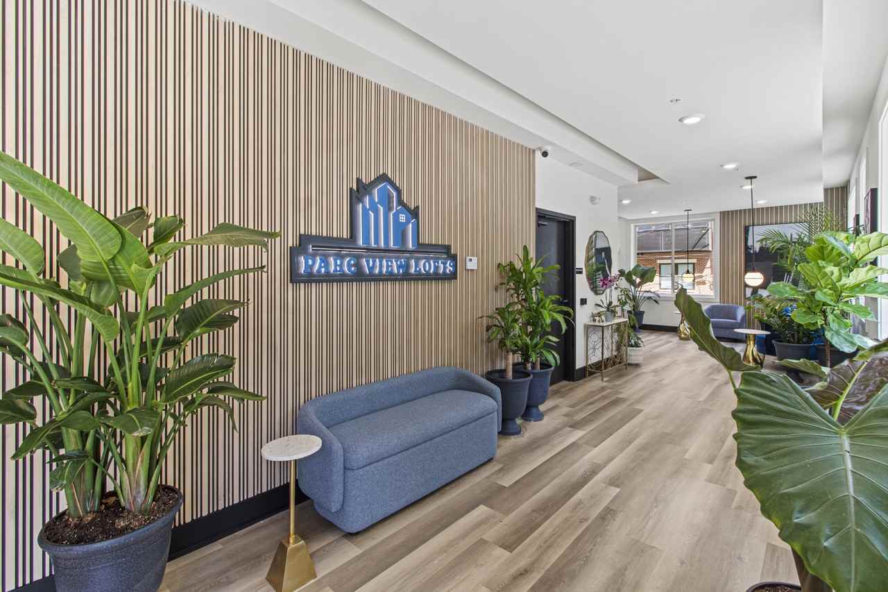 2625 West Jefferson Street - Photo 4 of 20