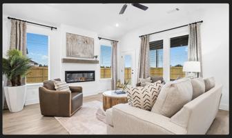 featured image of 2311 Longfellow Dr #NA