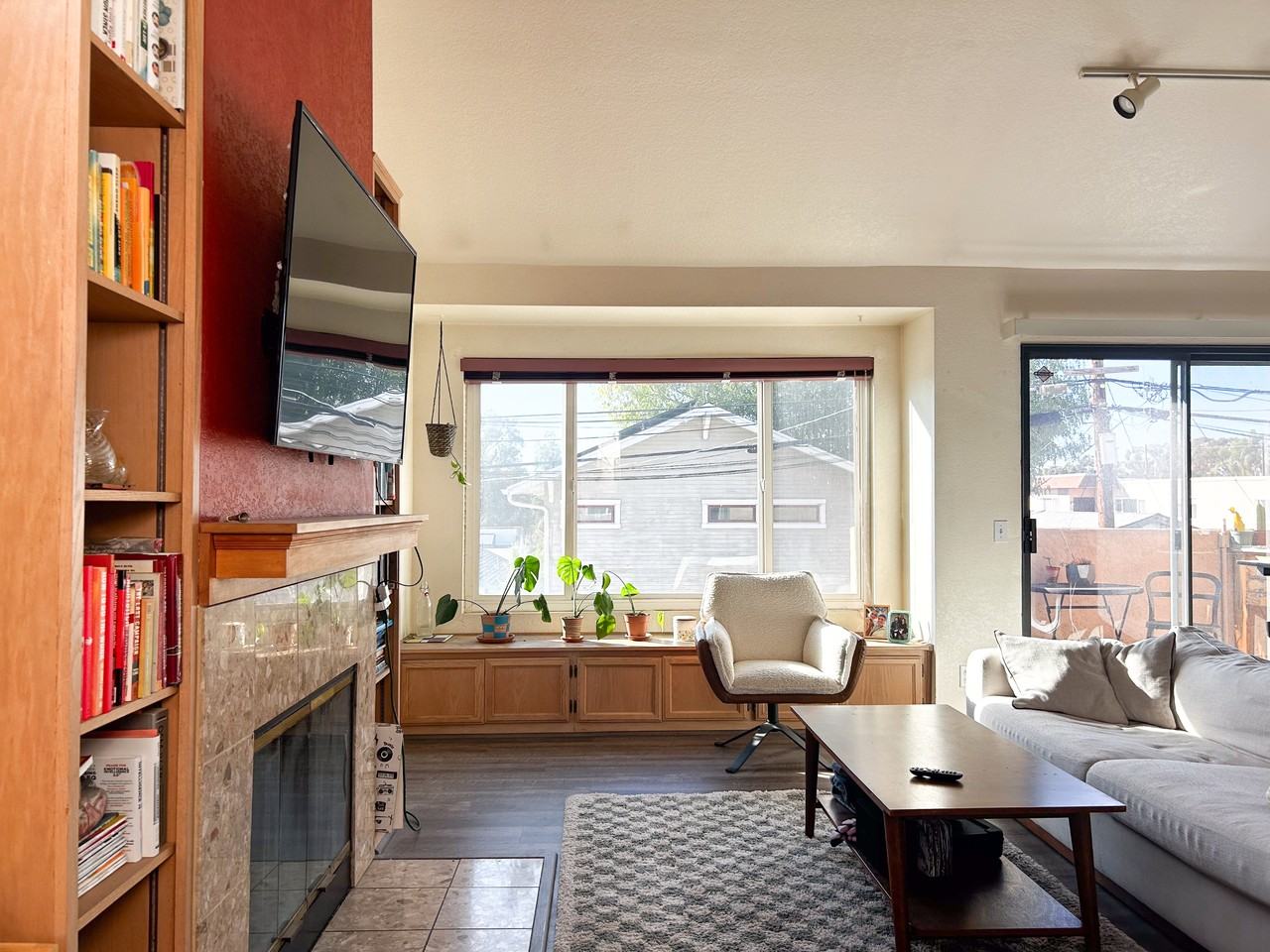 4560 Cleveland Avenue #204 - Photo 3 of 20